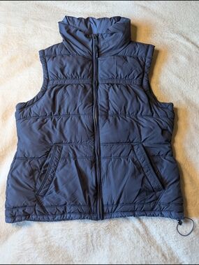 American Eagle Outfitters Navy and White Quilted Vest